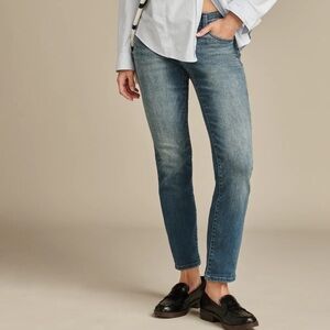 NWT Lucky Brand Mid-Rise Sweet Straight Jeans
